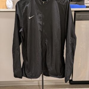 Nike Men's Black Windbreaker Jacket